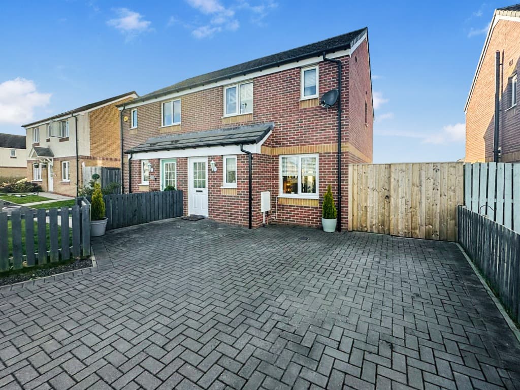 Aquitania Crescent, Larkhall, South Lanarkshire, ML9